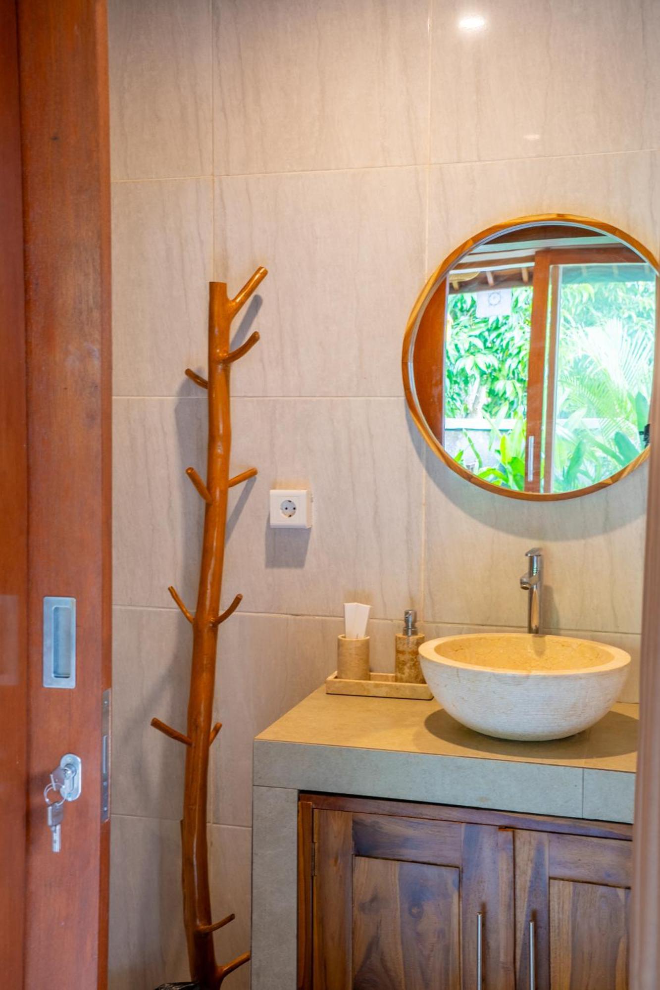 Cempaka Kembar Guest House Убуд Экстерьер фото